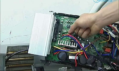 科尔沁左翼后美的空调电话是多少